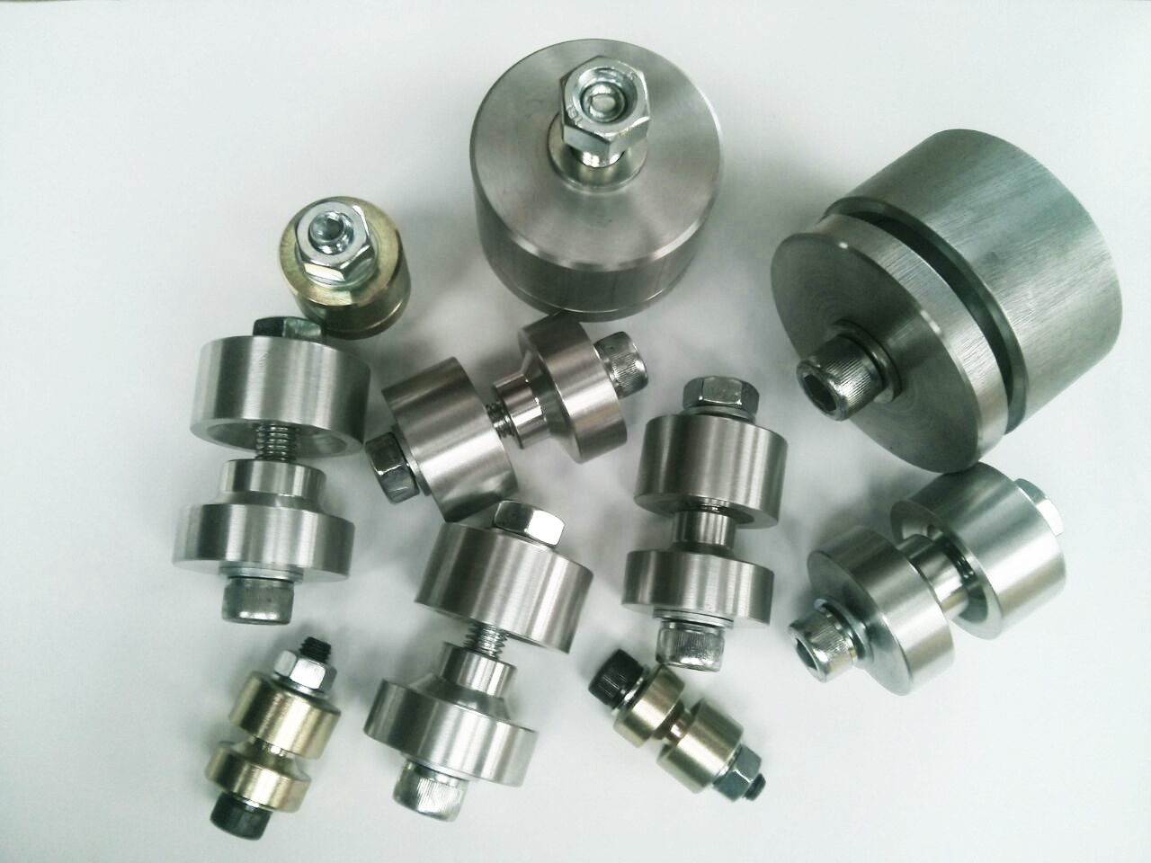 Sheet metal swagers +Dzus type